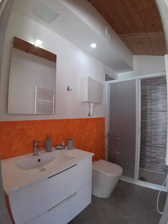 Casa Sanfe Apartment Albenga Bagian luar foto