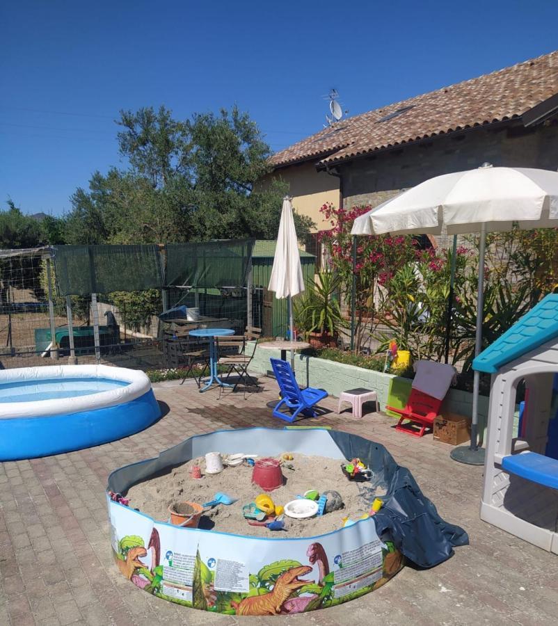Casa Sanfe Apartment Albenga Bagian luar foto