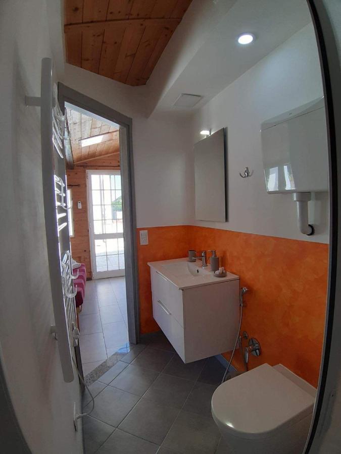 Casa Sanfe Apartment Albenga Bagian luar foto