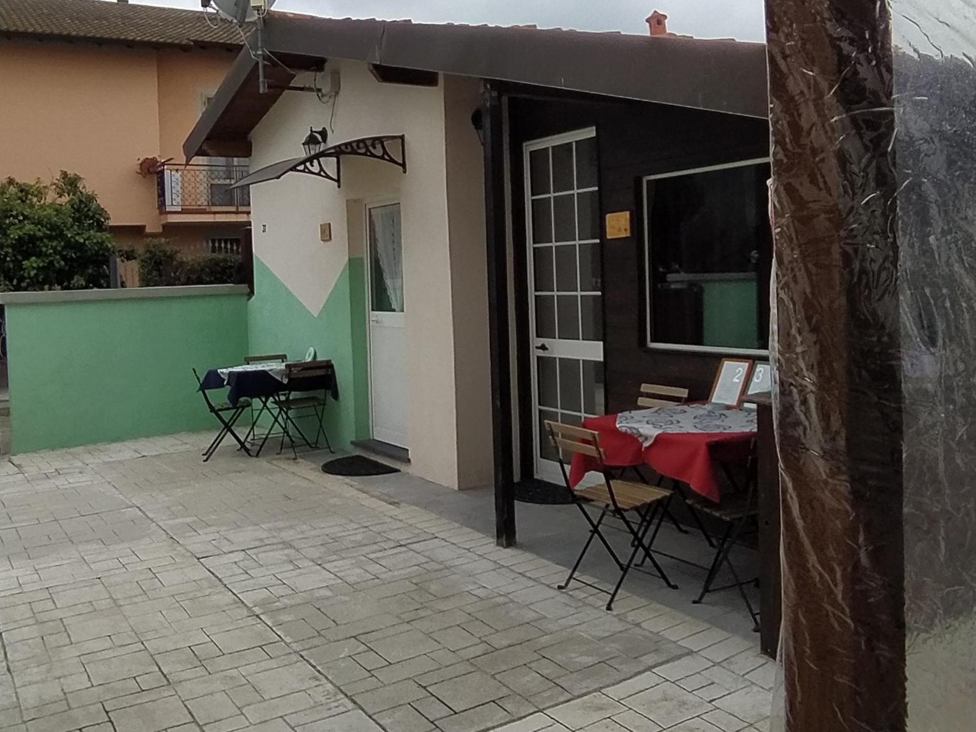 Casa Sanfe Apartment Albenga Bagian luar foto